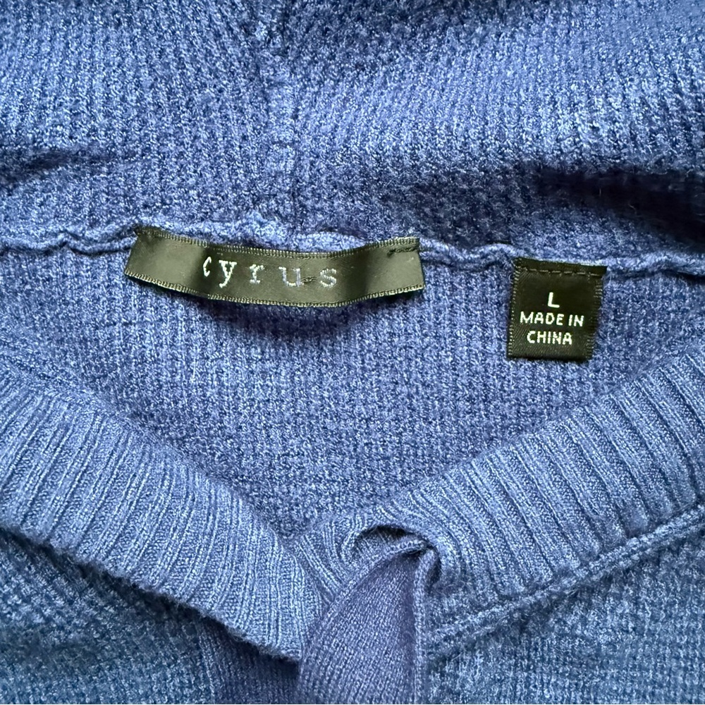 Cyrus The‎ Waffle Hoodie - Picture 6 of 8